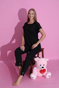 MLALE Siyah Fitilli İnce Raporlu Kumaş Kol ve Paça Dantelli Kısa Kollu Bayan Pijama Takımı 4060-S