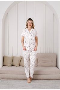 IŞILAY Beyaz Kirazlı Önden Düğmeli Milan Kumaş Kısa Kollu Bayan Pijama Takımı 3100-B